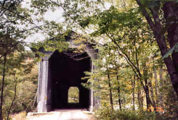 Pier RR Bridge. Photo by Liz Keating, September 22, 2006